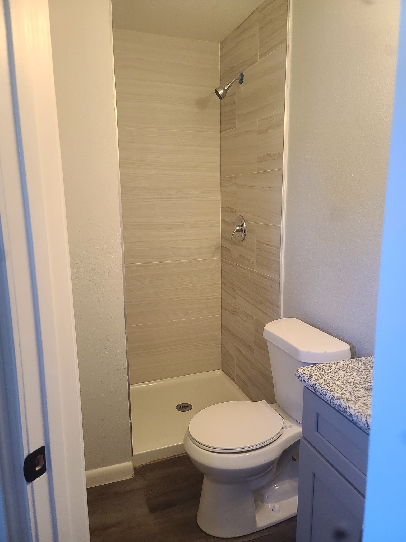 Building Photo - 4985 Catalina Cir