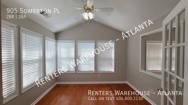 Building Photo - 905 Somerton Pl