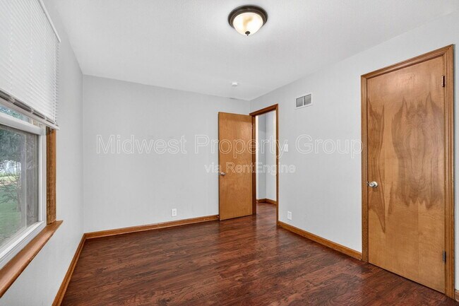 Building Photo - 1427 Attica Dr