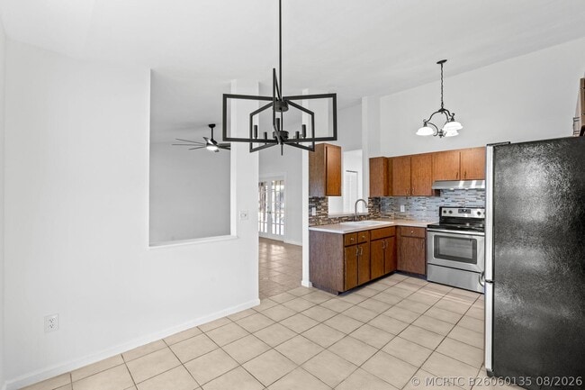 Building Photo - 11989 Persimmon Blvd