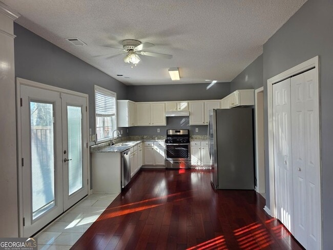 Building Photo - 4314 Shillham Ct