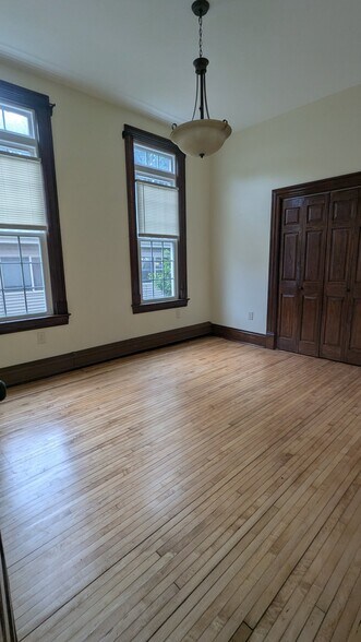 Building Photo - 808 Iglehart Ave