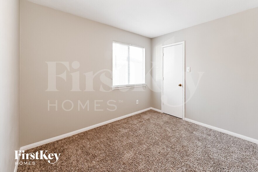 Building Photo - 3117 Bay Creek Dr