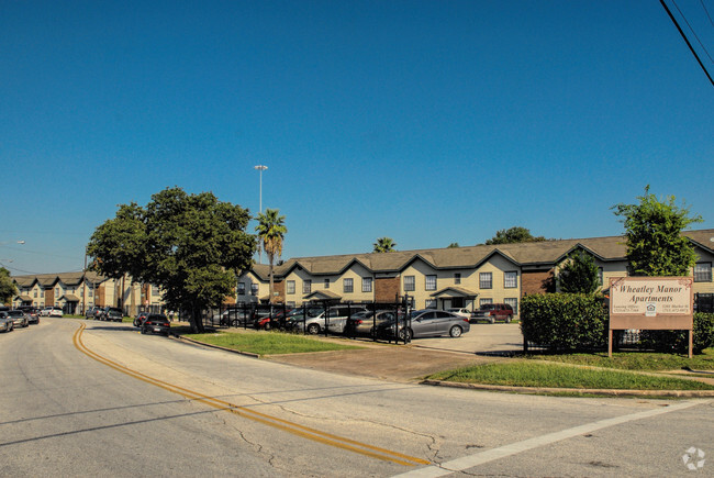 Building Photo - Wheatley Manor Apartments