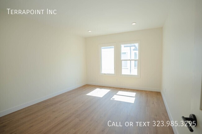 Building Photo - 1036 Westmoreland Ave