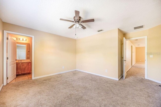 Building Photo - 5803 Cheshire Cove Terrace