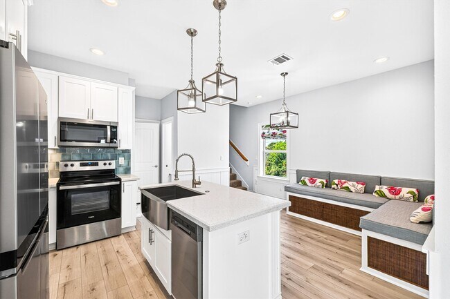 Building Photo - 12835 E Conquistador Dr