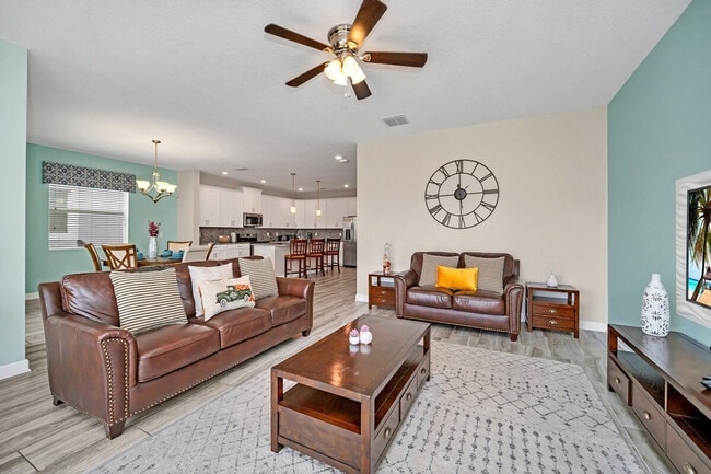 Building Photo - 1614 Moon Valley Dr