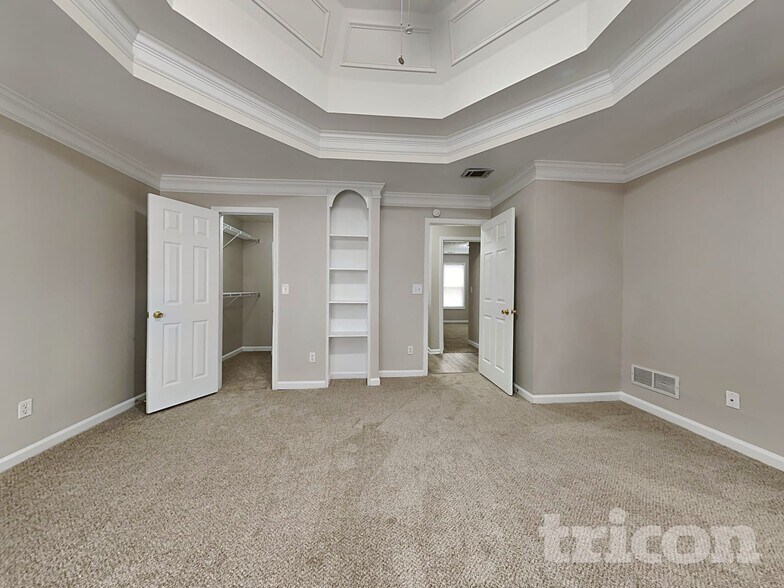 Building Photo - 616 Magnolia Dr
