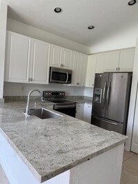 Building Photo - 1720 NW 78th Way