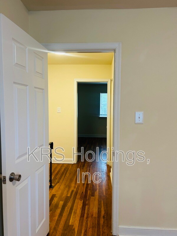 Building Photo - 5238 Goolsby Ct