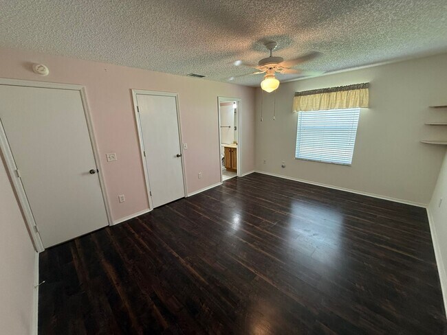 Building Photo - 2829 Burgos Dr
