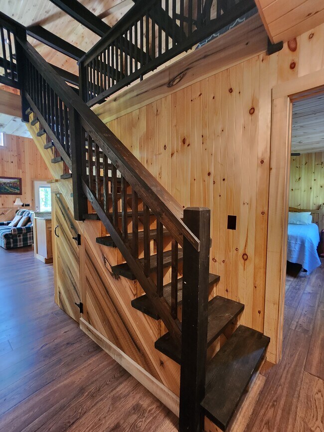 Building Photo - 2650 Hickory Nut Gap Rd