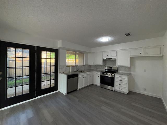 Building Photo - 1029 Fox River Ln