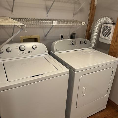 Building Photo - 2220 S Harwood St