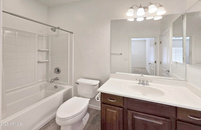 Building Photo - 9010 W Eagle Talon Dr