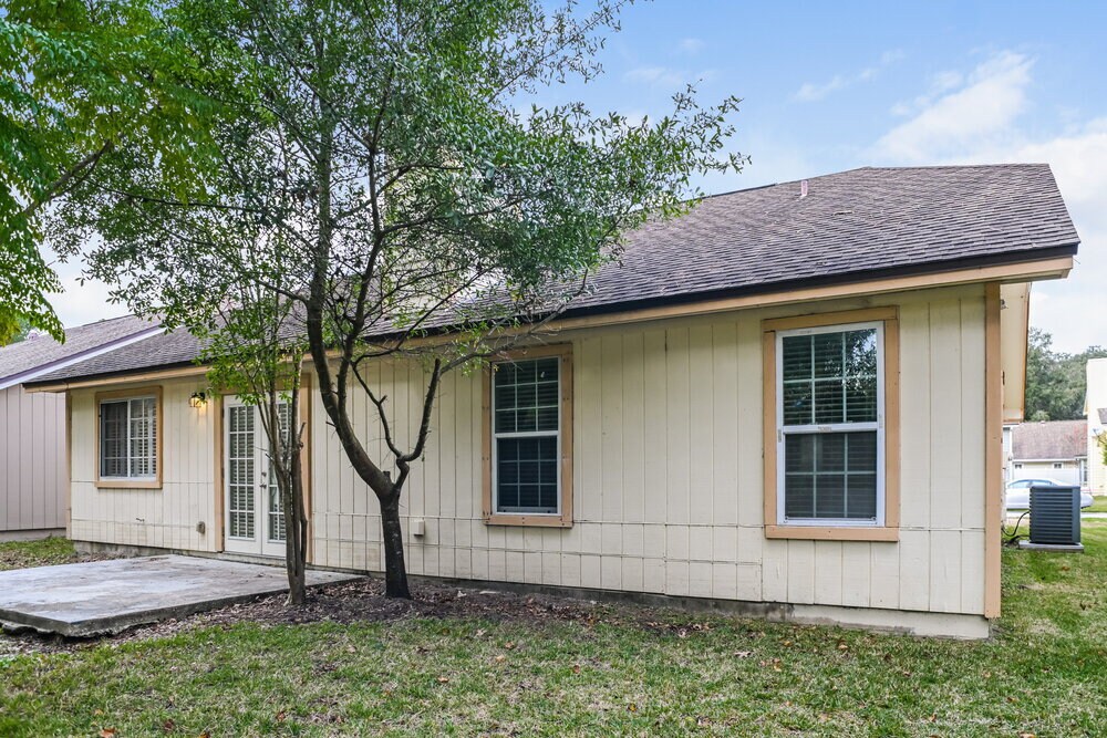 Building Photo - 9552 Glenn Abbey Way