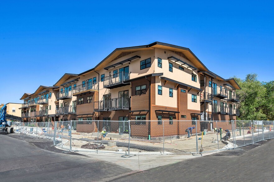 Primary Photo - Saddle Lofts Apartments