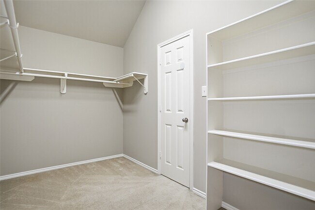 Building Photo - 2107 Sherbrook Park Ln