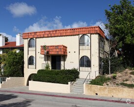 Building Photo - 2530 Juan St.
