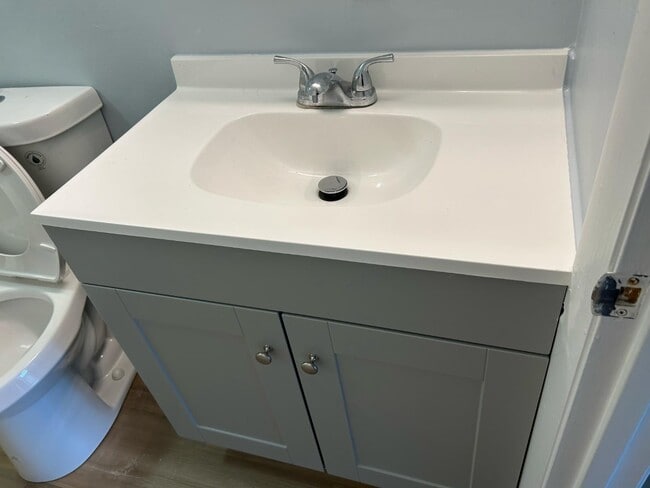 Building Photo - 29 Jackson St