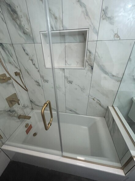 Building Photo - 3705 Sunset Ln