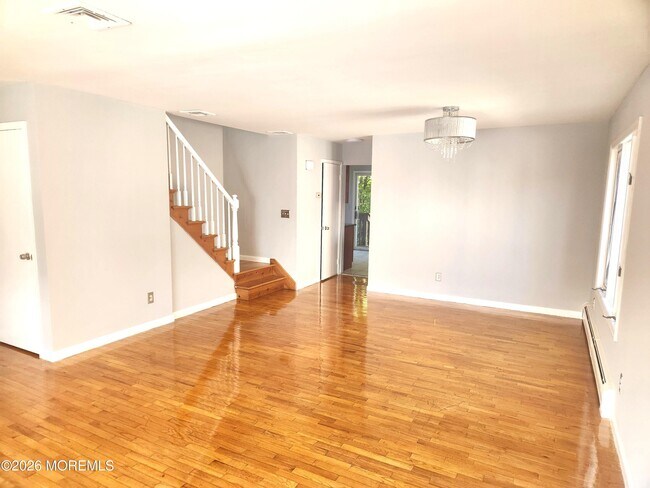 Building Photo - 2477 7th St