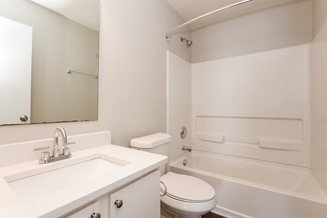Building Photo - 6647 Wicked Oak Ln