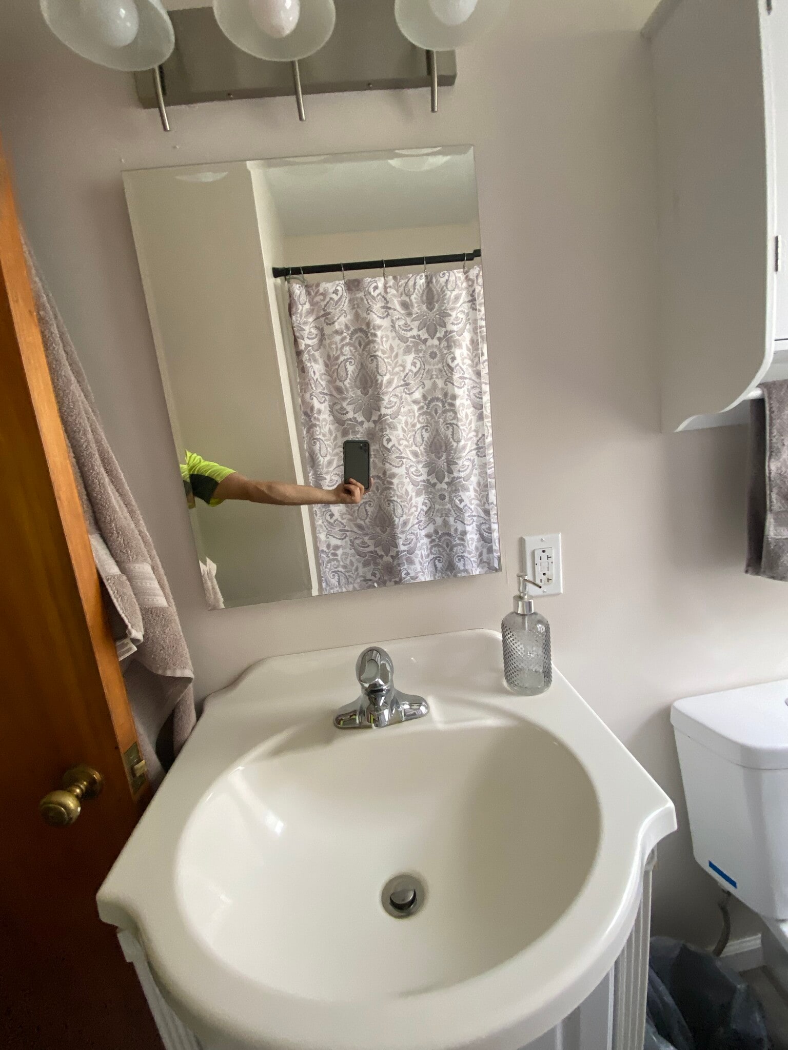 Sink - 216 Dort Ln NW