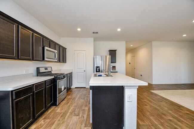 Building Photo - 21602 Zydeco Ct