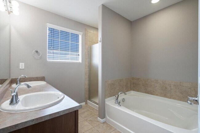 Building Photo - 5649 Saint Patrick View