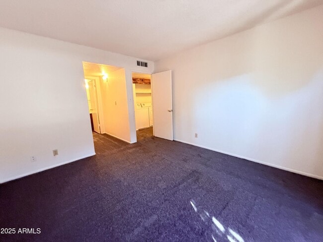 Building Photo - 1051 S Dobson Rd