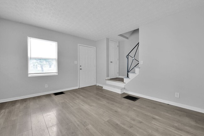 Building Photo - 791-793 Butler Ave