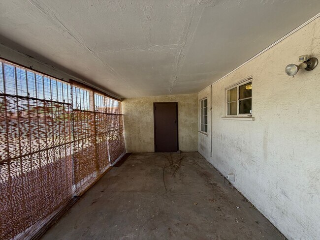 Building Photo - 2 Bedroom Single Story Home Available Near San Mateo Blvd NE & Constitution Ave NE!