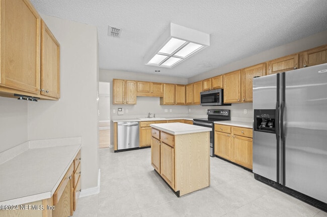 Building Photo - 4736 Kernan Mill Ln E