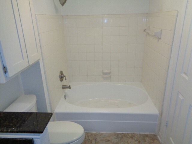 Building Photo - 12400 Overbrook Ln