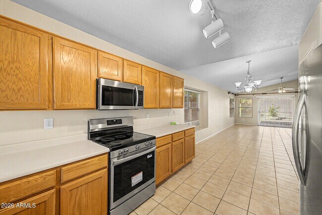 Building Photo - 3626 E Potter Dr