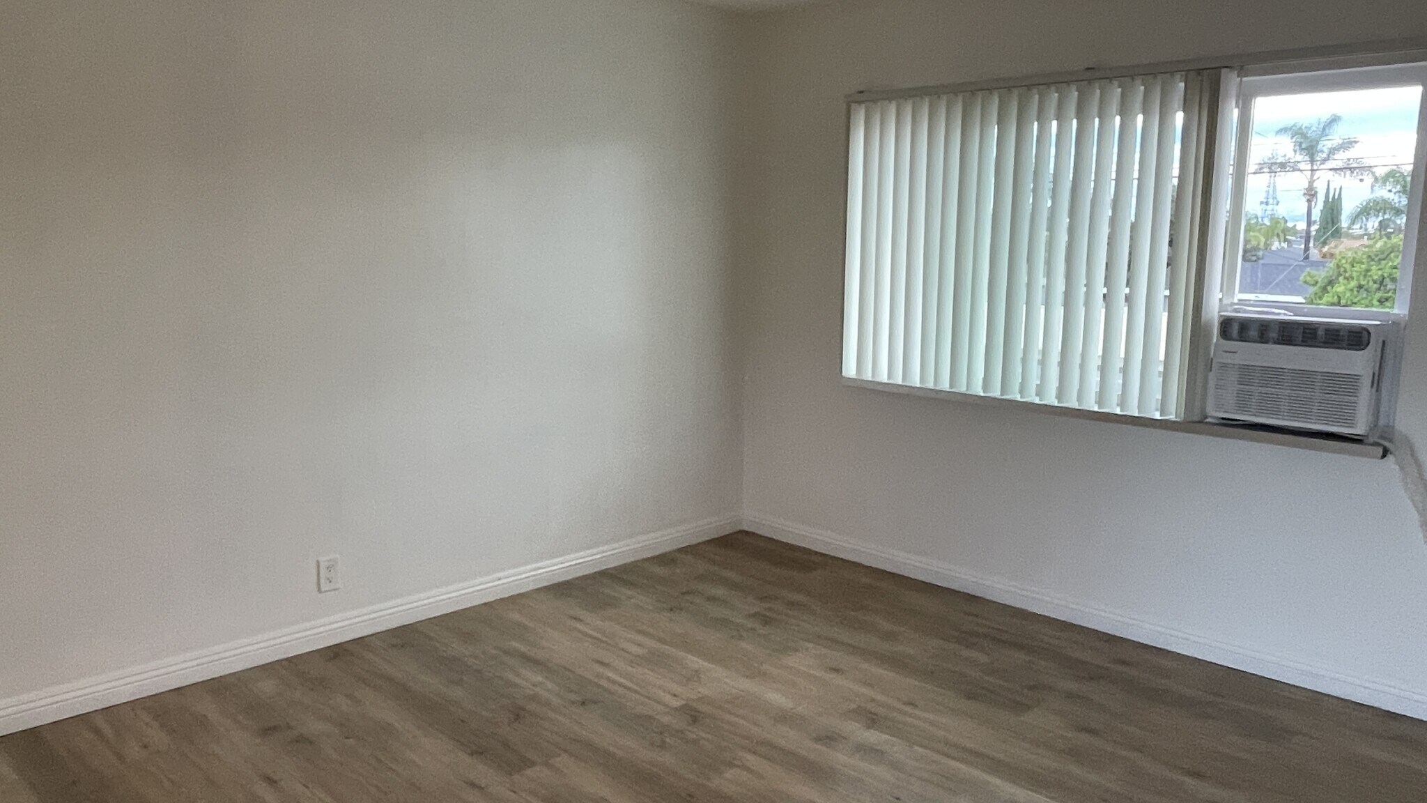 Building Photo - 7702 Chapman Ave