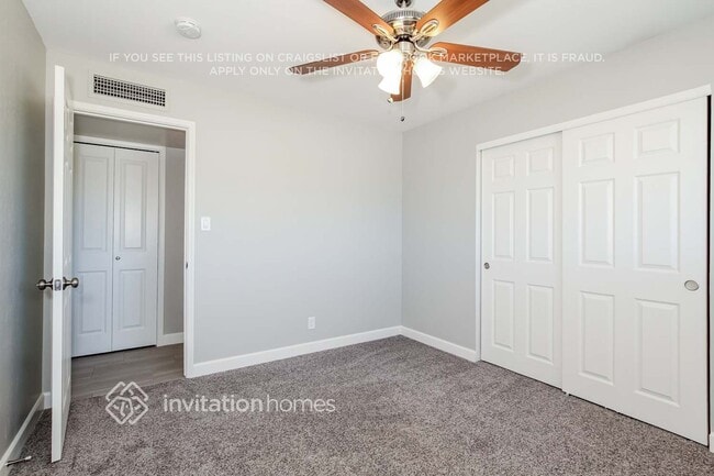 Building Photo - 1539 W 7th St