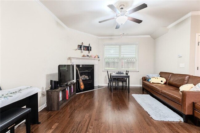 Building Photo - 801 Village Field Ct NW