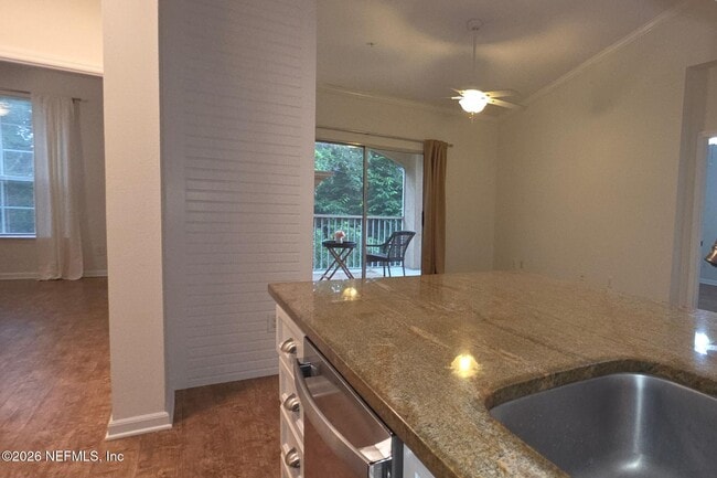 Building Photo - 230 Colima Ct