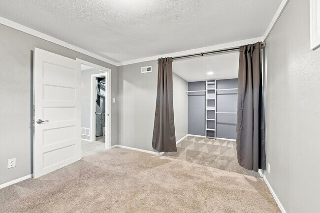 Building Photo - $2,040.95- 4 Bed, 2 Bath Home in CO Springs with Big Fenced-in Yard!