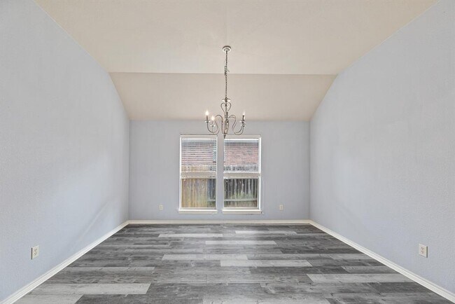 Building Photo - 11617 Glen Knoll Dr