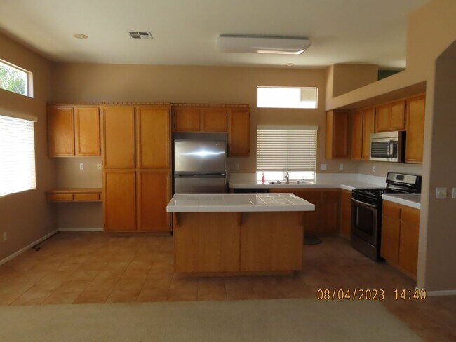 Building Photo - 35467 Marsh Ln