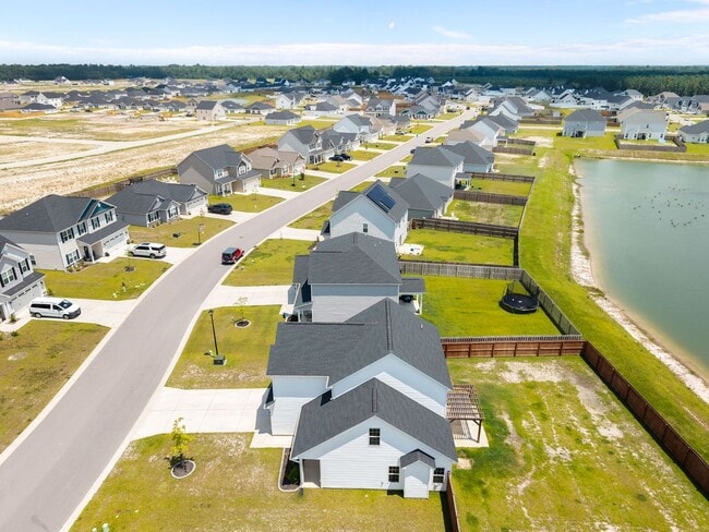 Building Photo - Welcome to Stateside Subdivision!