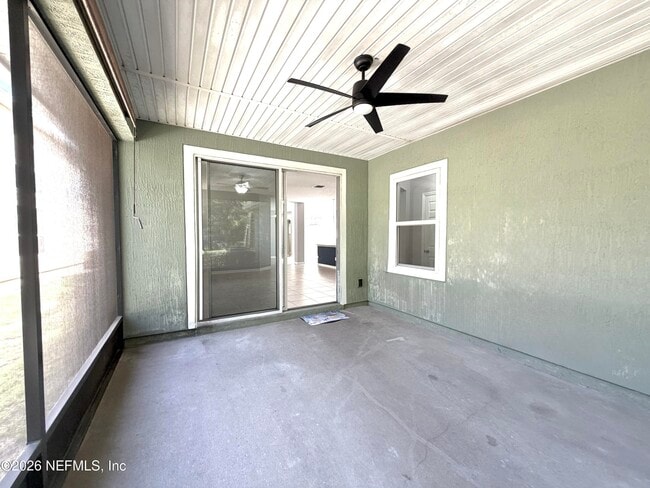 Building Photo - 197 Spring Park Ave