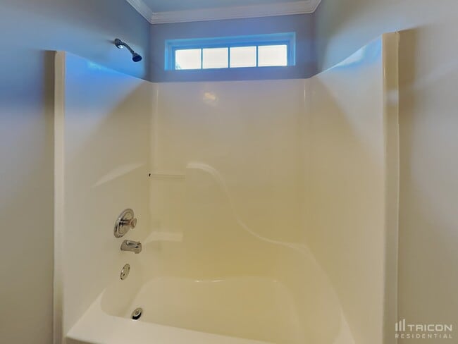 Building Photo - 832 Aimes Ct