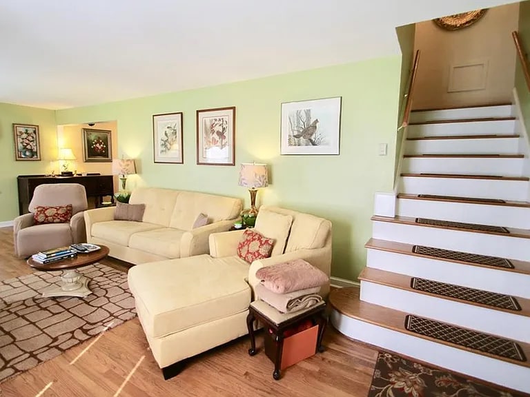 Building Photo - 1771 E 234th St