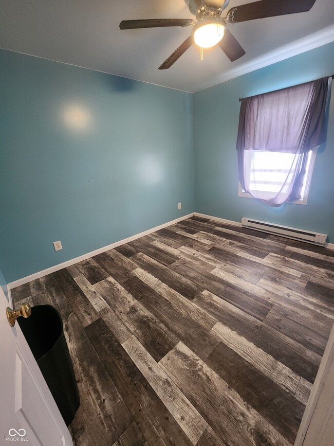 Building Photo - 9010-9020 IN-3