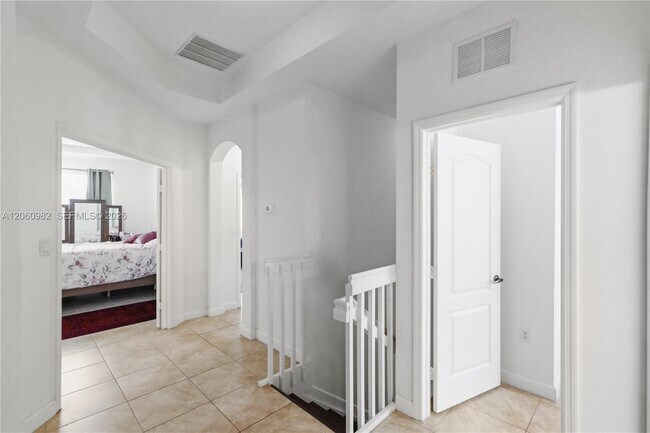 Building Photo - 8741 NW 110th Ave